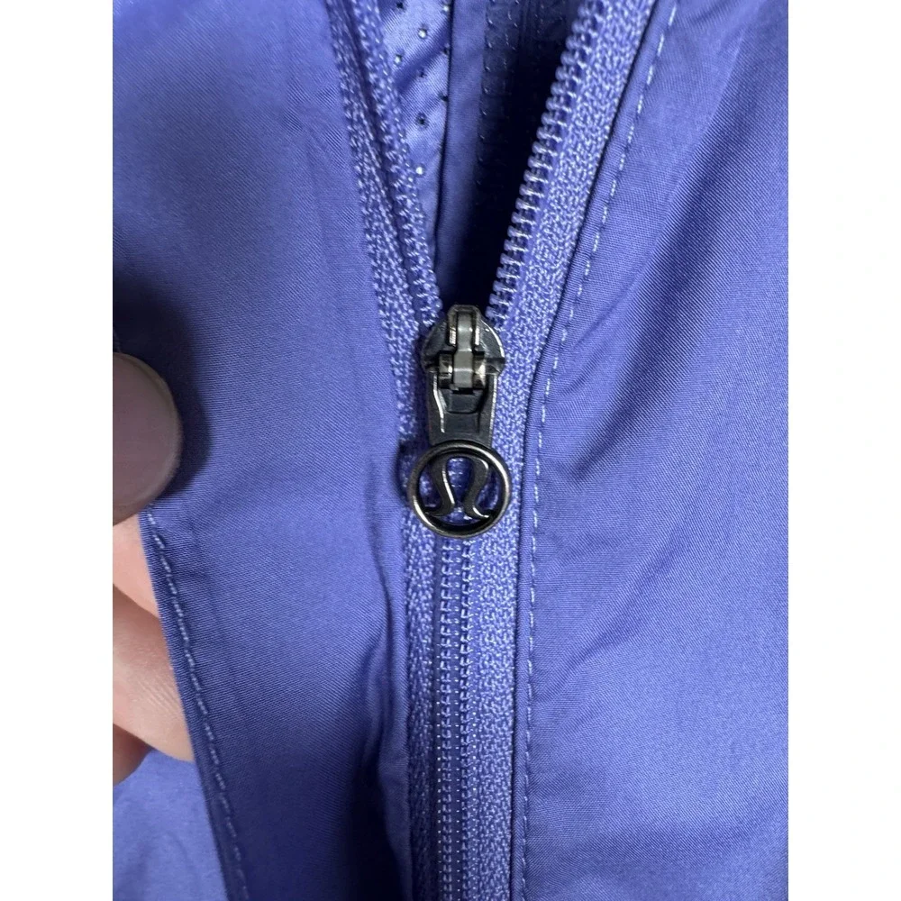 LULULEMON Run Essential Windbreaker Jacket Full Zip Persian Purple - Women's 12